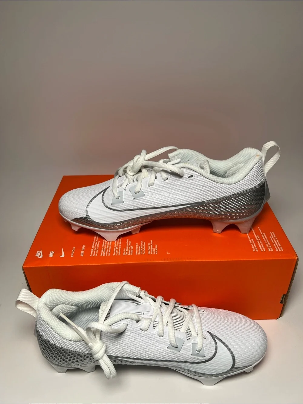 Nike Vapor Edge Speed 360 2 Football Cleats DA5455-102 White Chrome Mens Size 8